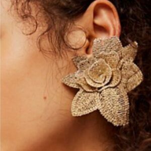 Free people earring